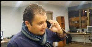 Ο Σταμάτης Γιαννιώτης μιλά με τους θαυμαστές του και «ρίχνει» το internet (vid)!